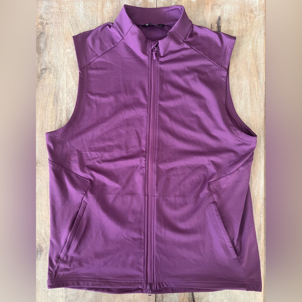 3/$90 Levelwear Zip Golf Vest